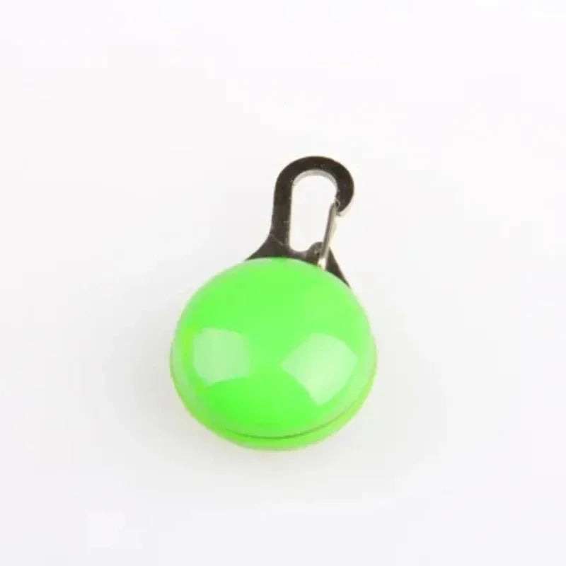 LED Light-Up Pet Pendant 💡🐶 Night-Safety Anti-Loss Collar Tag