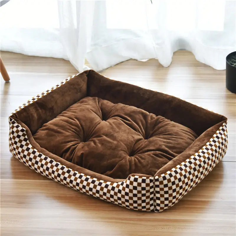 Warm Candy-Colored Dog Bed 🛏️🐶 Soft Square Pet House for Small–Large Dogs